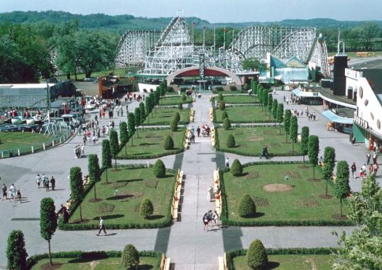 Coney_Island_Historical_Photos_Norton_2004_012_Large_Web_view[1].jpg