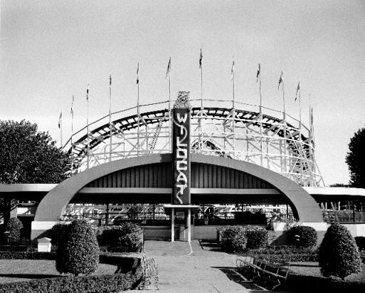 Coney_Island_Historical_Photos_Norton_2004_022_Large_Web_view[1].jpg