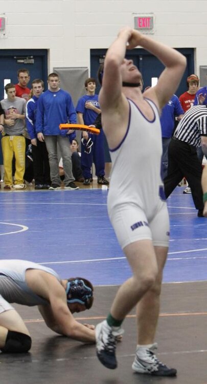 Wrestling 120.jpg
