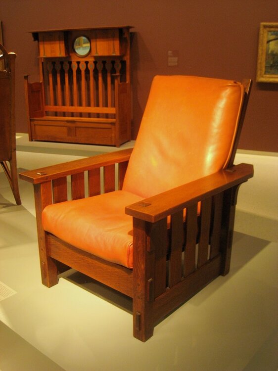 Adjustable-Back_Chair_No._2342,_Gustav_Stickley,_1900-1904_-_IMG_1632.JPG