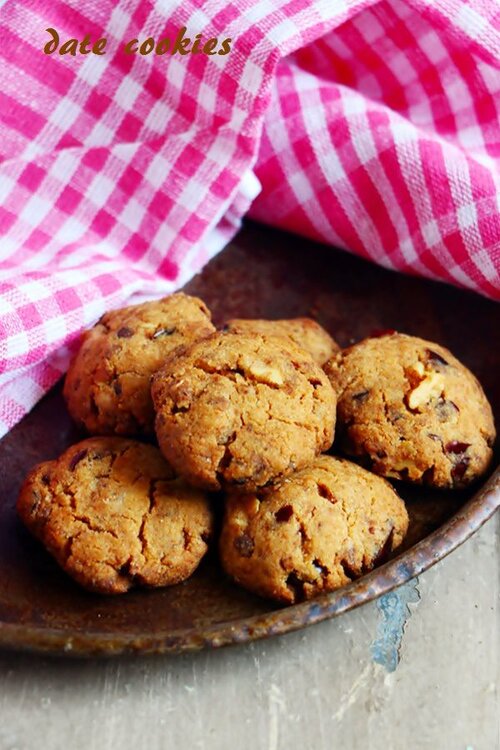 date cookies.jpg