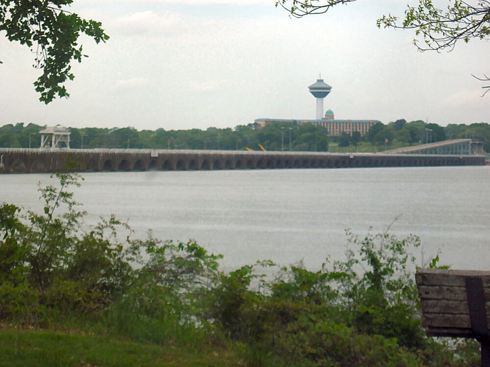 Pickwick-15 WilsonDam2.jpg