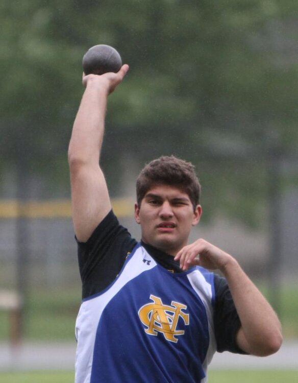 Newport Track Meet 185.jpg