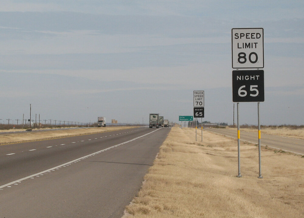 IMG_3389_80mph_i20_9_mi_w_of_pecos_2007-01-11.jpg