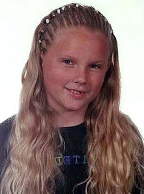 taylor-swift-as-a-child-kid-teenager.jpg