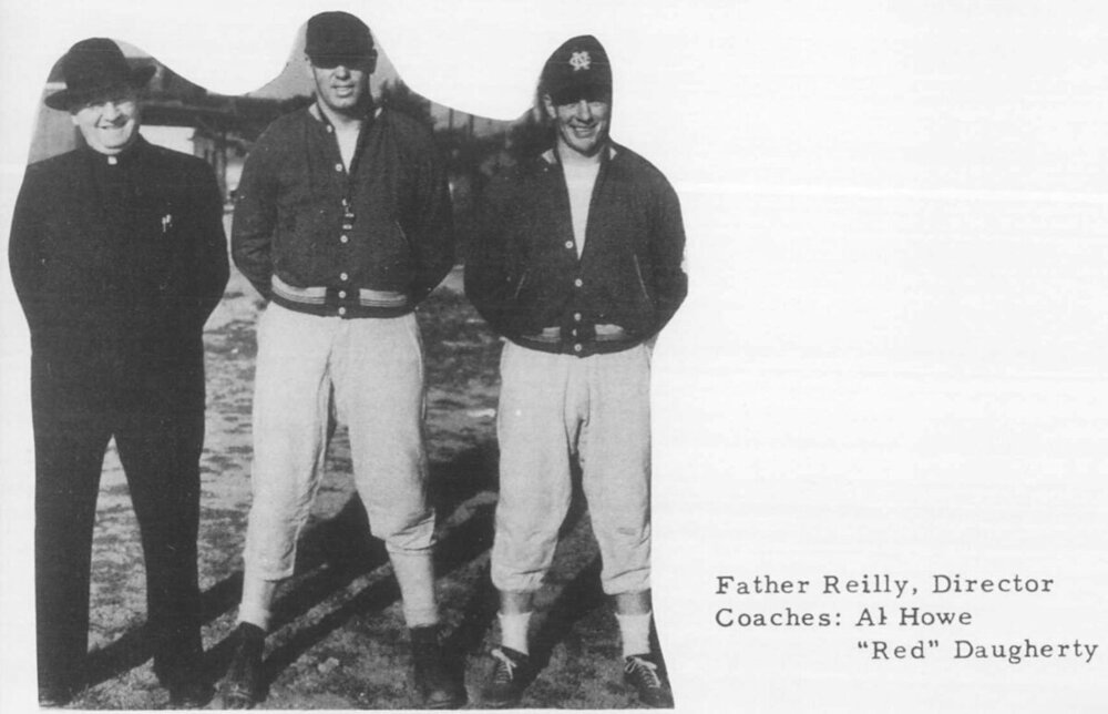 181484795_1949NewportCatholicFootballCoachingStaff.thumb.jpg.61031c57db0510b8d445e17822915832.jpg