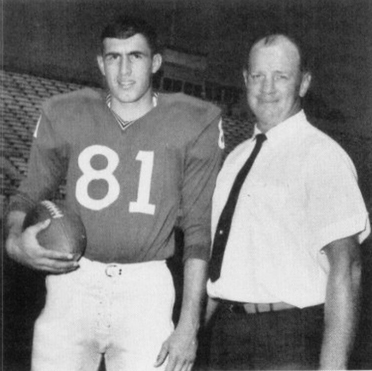 659719831_RedDog1963Mansfield-1.thumb.jpg.60a0c88aca89880c2767fead8bb718e0.jpg