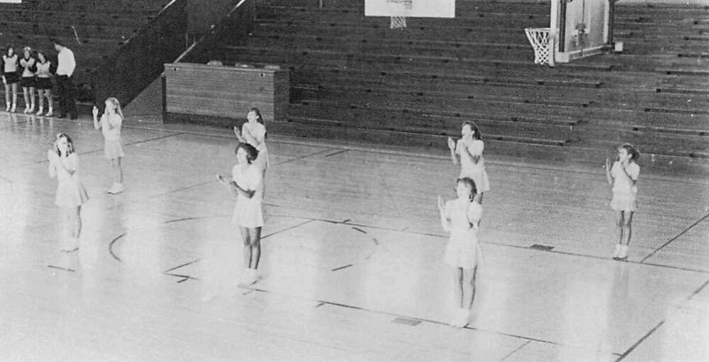 867136435_Yearbook_full_record_image(37).thumb.jpg.21fbeb78482648d5a04df52c6842aa98.jpg