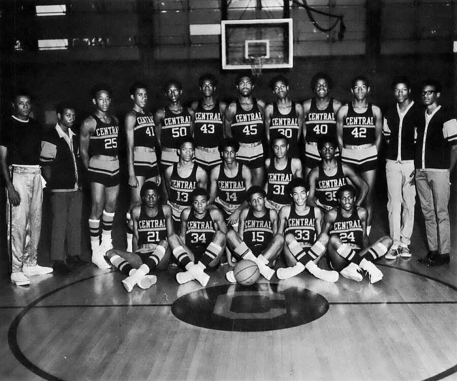 984456770_Yearbook_full_record_image(30).thumb.jpg.fb586c18d5de4a8c25584af6abe24475.jpg