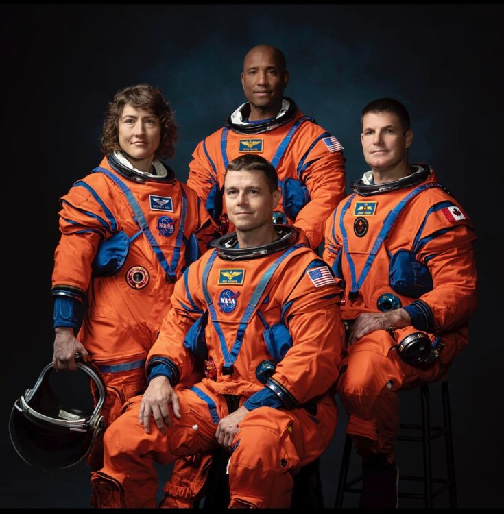 astronauts.jpg