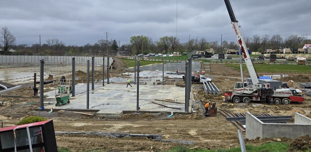HHS-TrackSoccerBuilding2.thumb.jpg.f3cd66a6b5afe93e113bd3fe49e528e6.jpg
