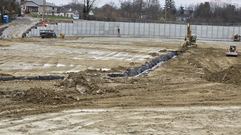 HHS-TrackSoccerWaterDrainage10.jpg.2a1a1cfb880db0a159ea3b7eba4e7c0e.jpg