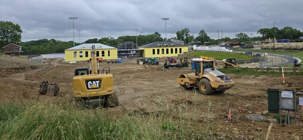 HHS-TrackSoccerBuilding13.thumb.jpg.3984ba08c52c86cbe1ee67d50e79aff9.jpg