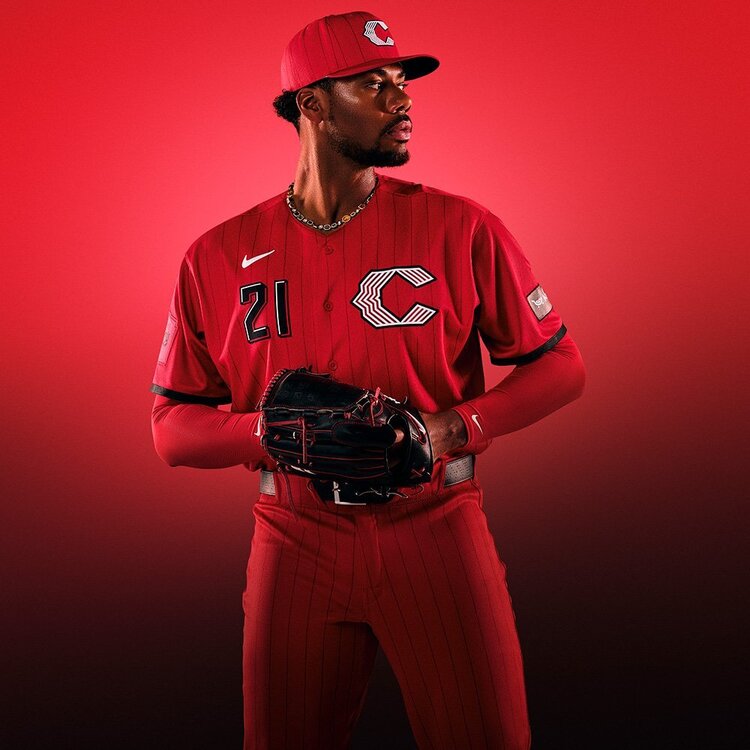 cincinnati-reds-city-connect-uniform-223114v.jpg